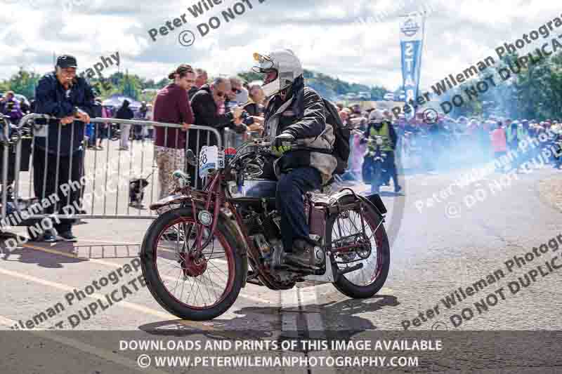 Vintage motorcycle club;eventdigitalimages;no limits trackdays;peter wileman photography;vintage motocycles;vmcc banbury run photographs